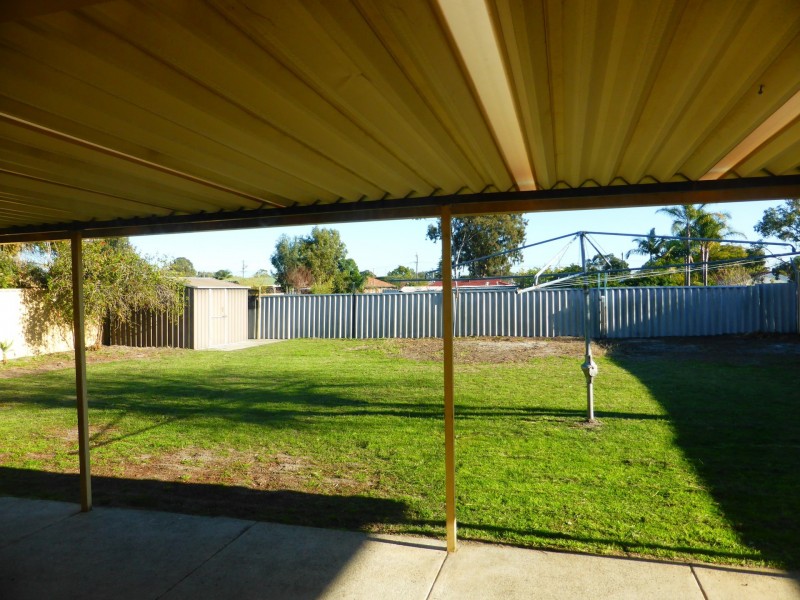 18 Kidman Court, Thornlie WA 6108