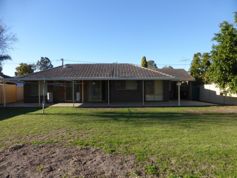 18 Kidman Court, Thornlie WA 6108