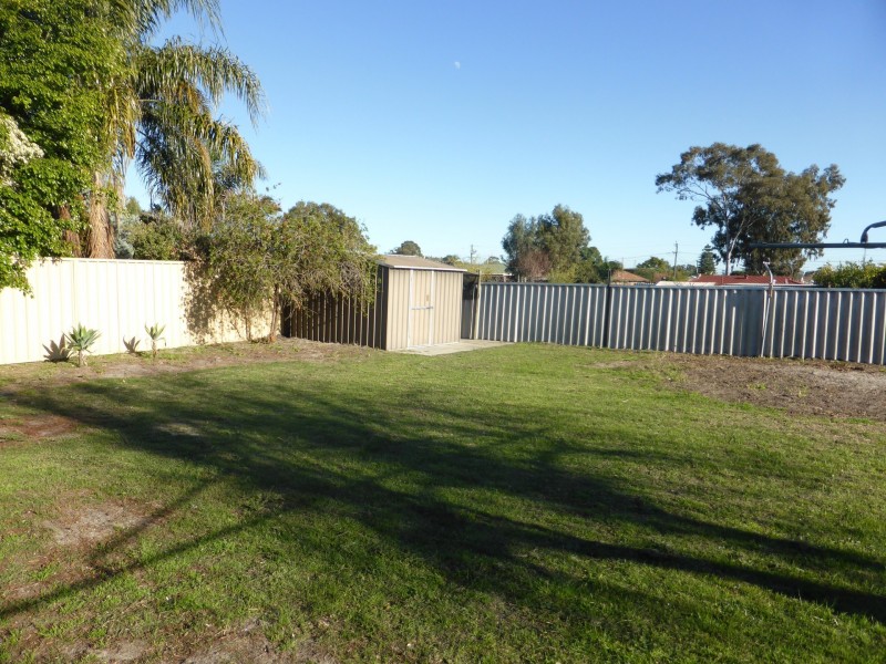 18 Kidman Court, Thornlie WA 6108
