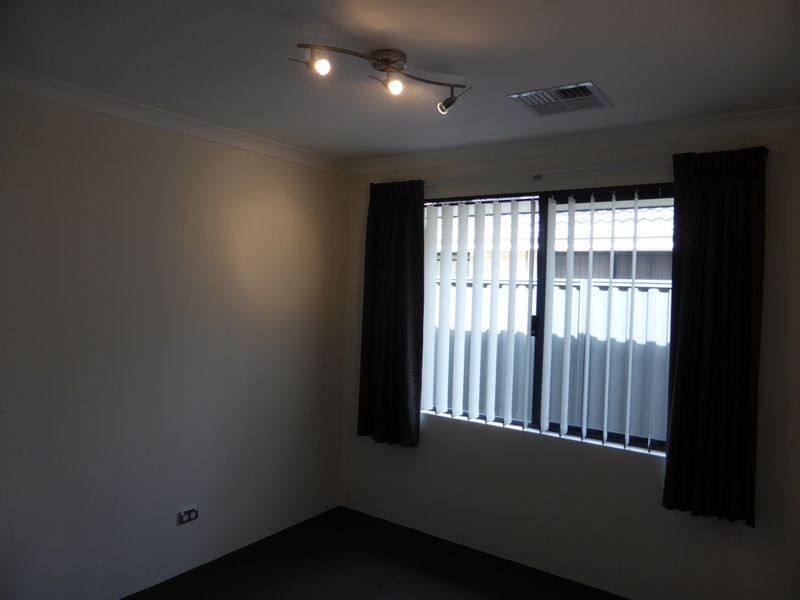 94 Barnevelder Bend, Southern River WA 6110