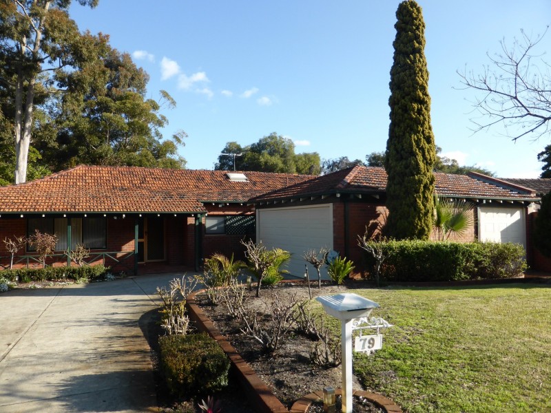 79 Regency Drive, Thornlie WA 6108
