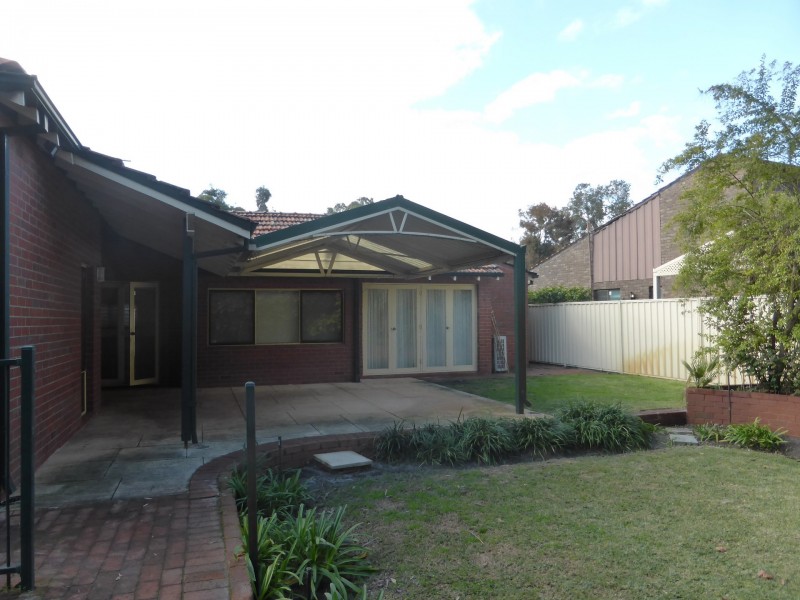 79 Regency Drive, Thornlie WA 6108