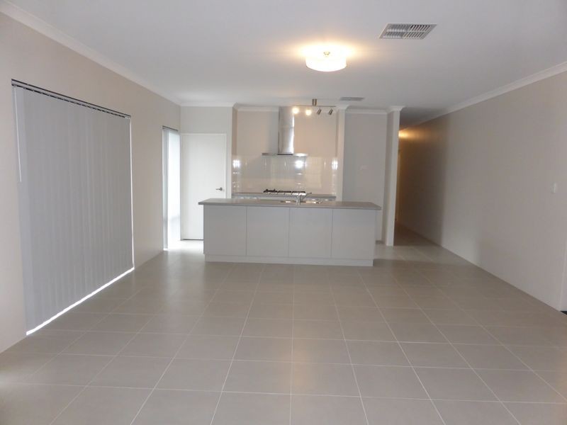 25 Beltana Street, Harrisdale WA 6112