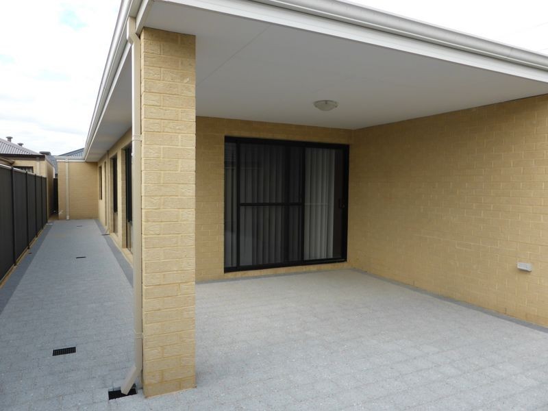 25 Beltana Street, Harrisdale WA 6112