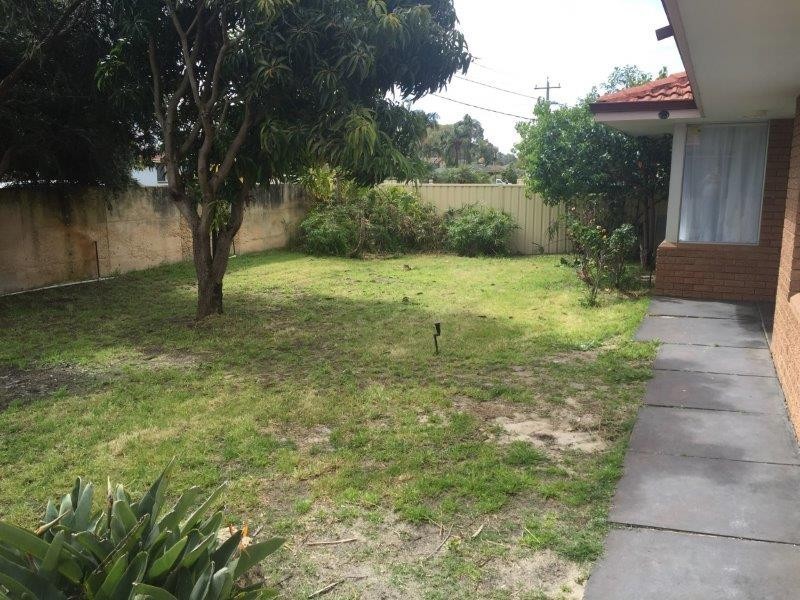 35 Dumsday Drive, Forrestdale WA 6112