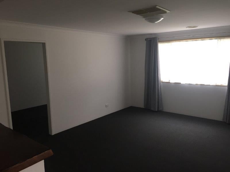 35 Dumsday Drive, Forrestdale WA 6112