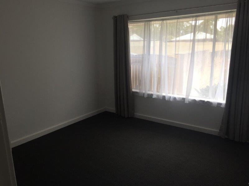 35 Dumsday Drive, Forrestdale WA 6112