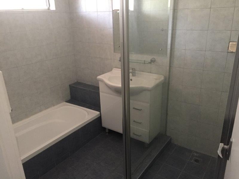 35 Dumsday Drive, Forrestdale WA 6112