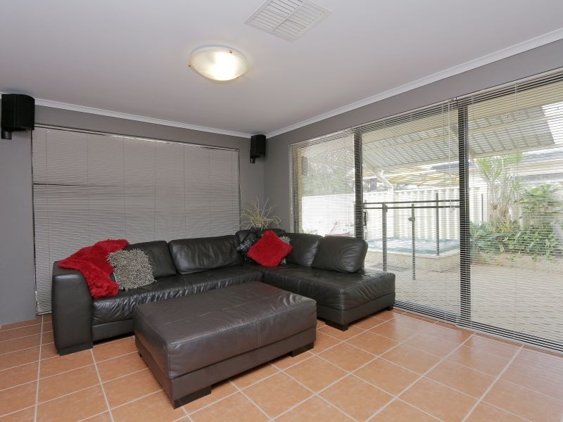 5 Pulford Close, Huntingdale WA 6110