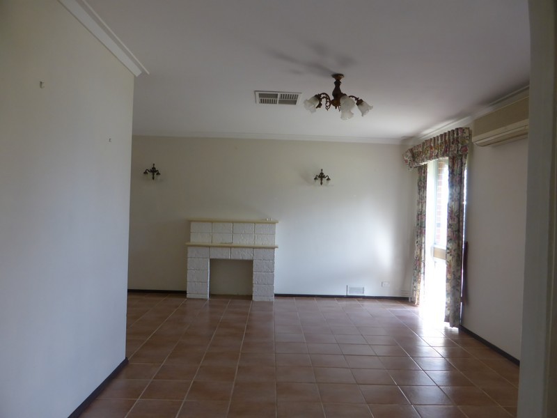 39 Rushbrook Way, Thornlie WA 6108