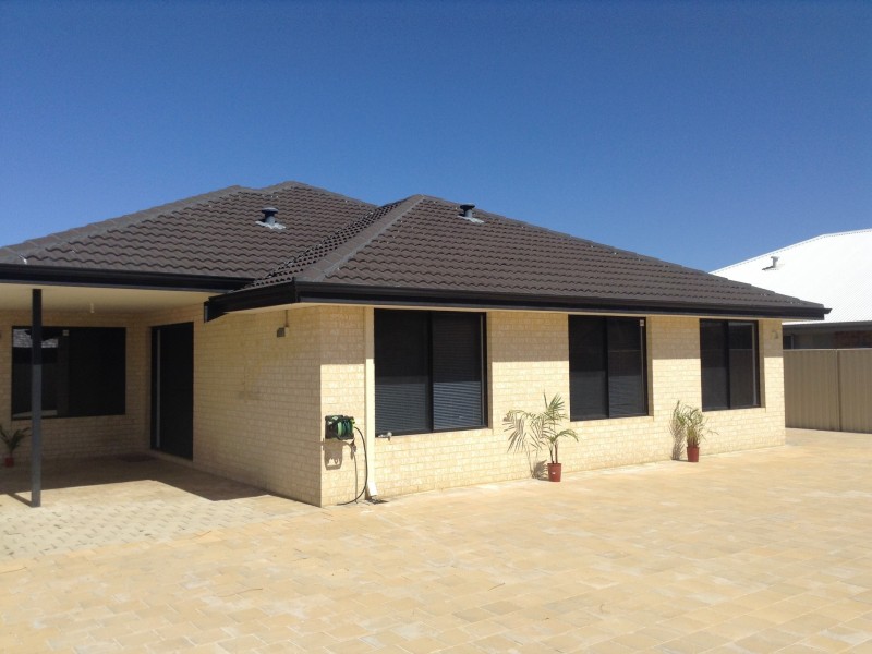 5 Middleton Court, Canning Vale WA 6155