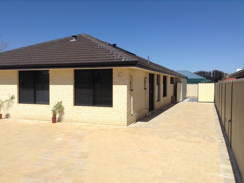 5 Middleton Court, Canning Vale WA 6155