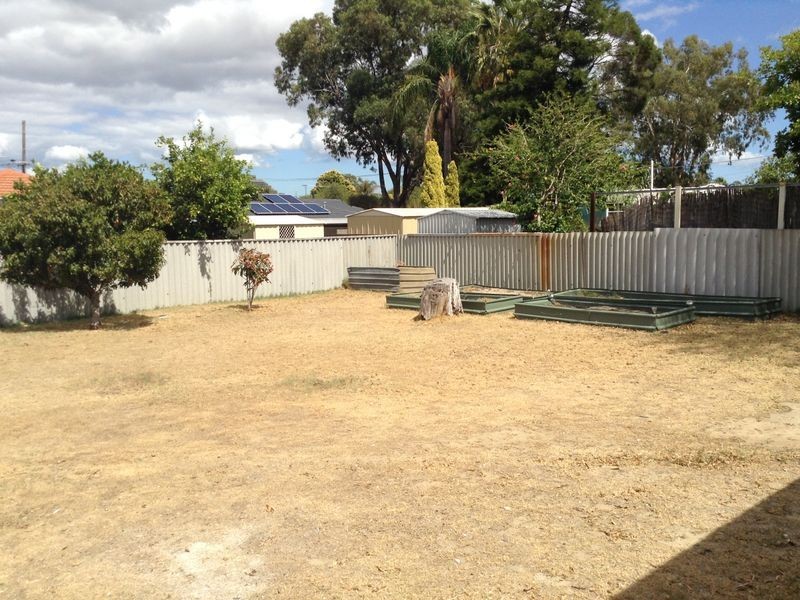 59 Lyrebird Way, Thornlie WA 6108