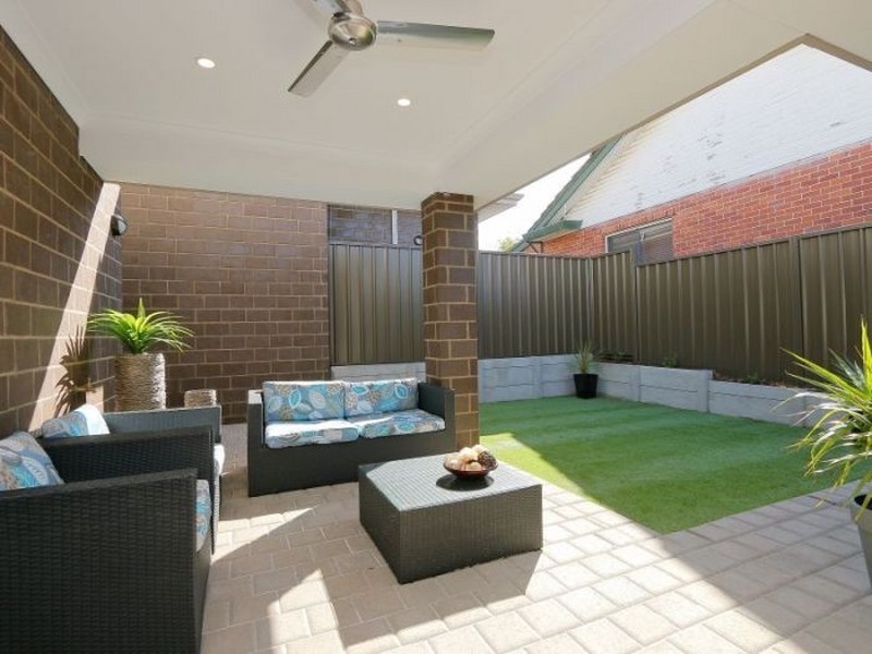 7A Wyndham Street, St James WA 6102