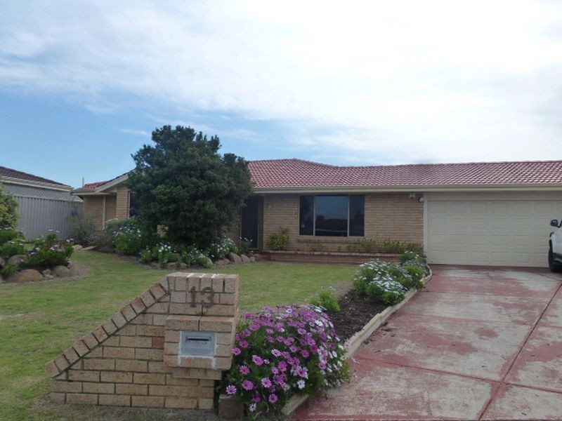 13 Redgum Court, Thornlie WA 6108