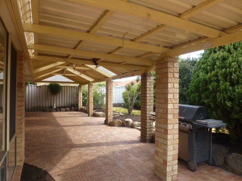 13 Redgum Court, Thornlie WA 6108