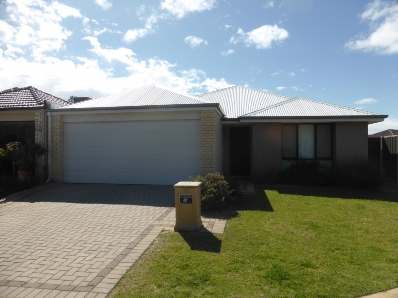 77 Kawana Avenue, Maddington WA 6109