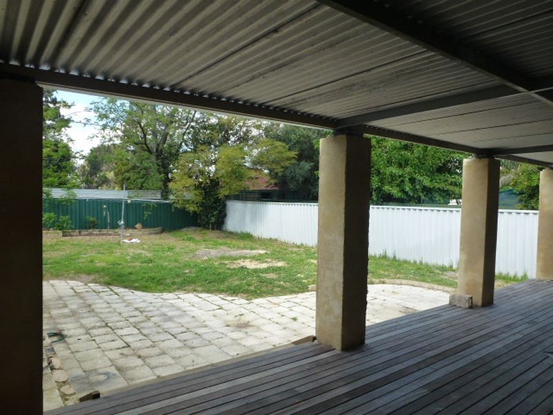 352 Spencer Road, Thornlie WA 6108