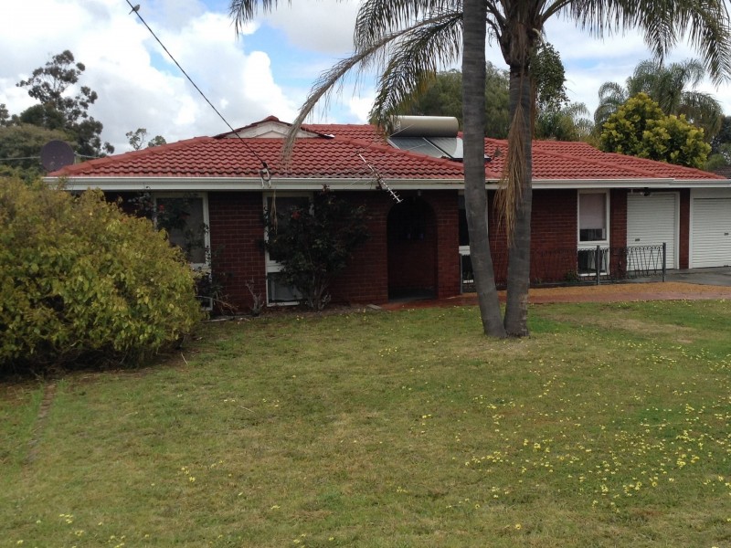 11 Tremlett Street, Thornlie WA 6108