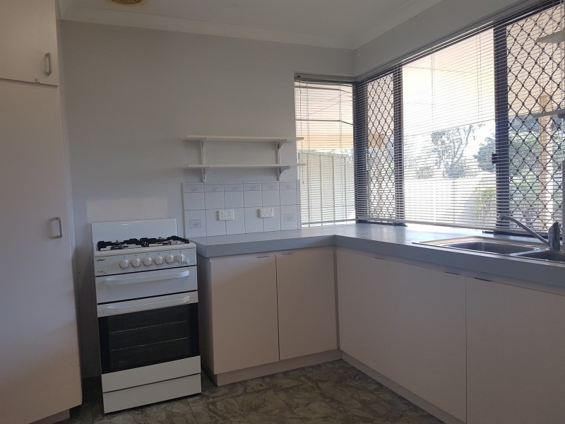 9B Weston Street, Maddington WA 6109
