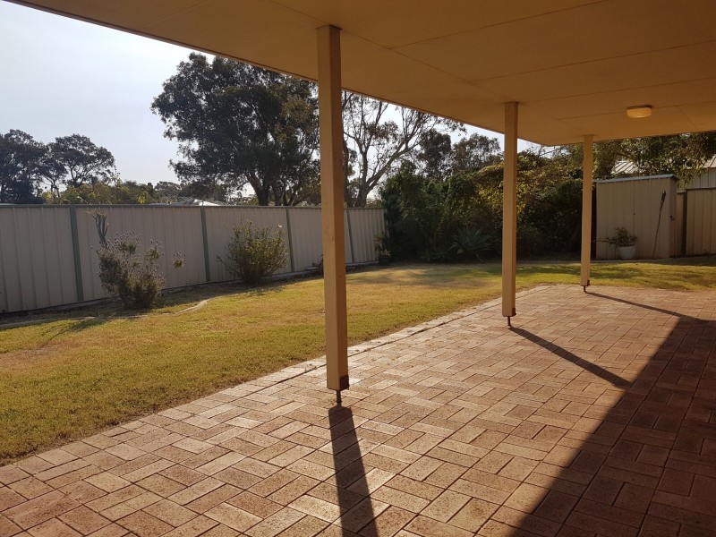 9B Weston Street, Maddington WA 6109