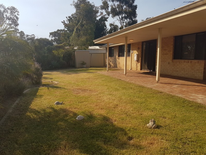 9B Weston Street, Maddington WA 6109