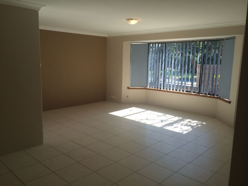 37 Kestrel Way, Thornlie WA 6108