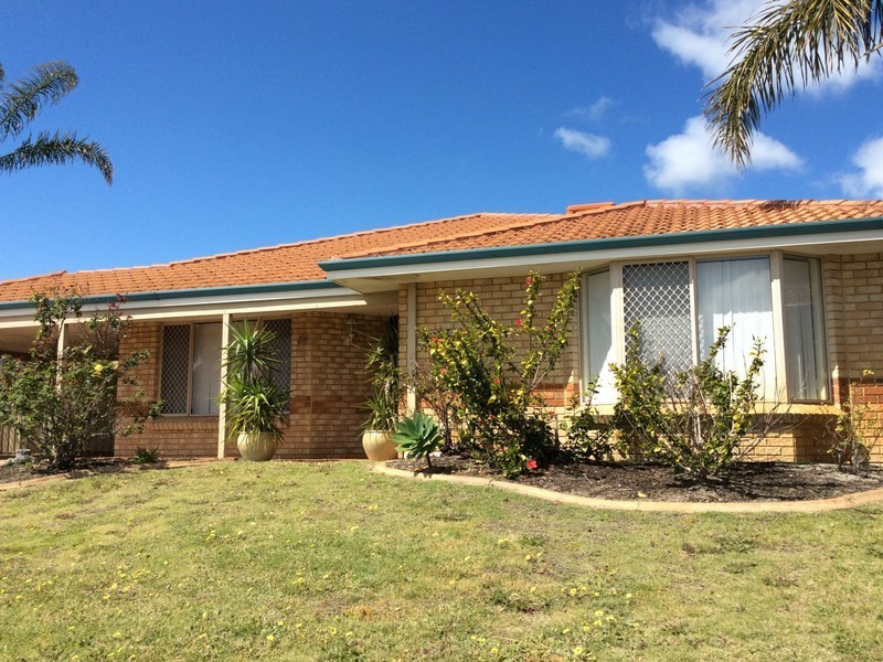 38 Sugarwood Drive, Thornlie WA 6108