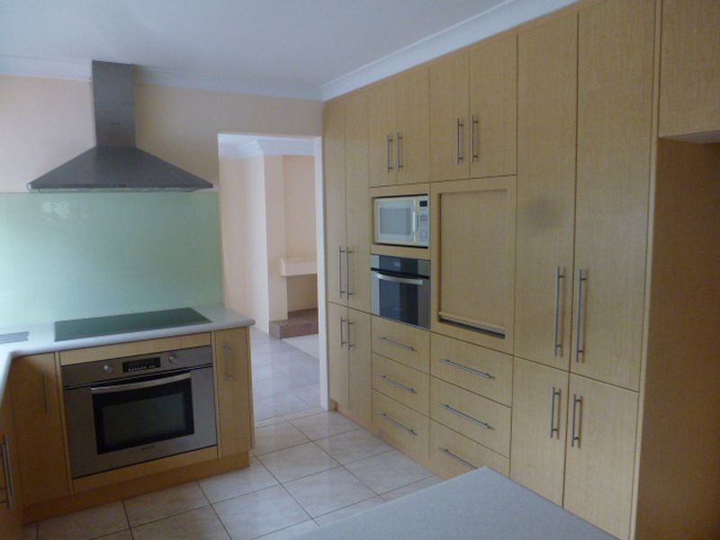 18 Glasnevin Court, Waterford WA 6152