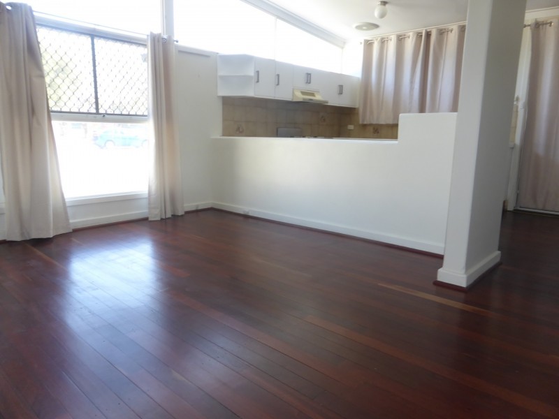 5B Churchdown Street, Thornlie WA 6108