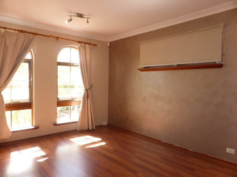 33 Matilda Street, Huntingdale WA 6110