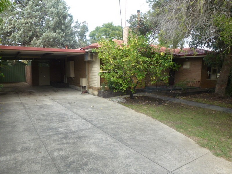 7 Kenmare Avenue, Thornlie WA 6108