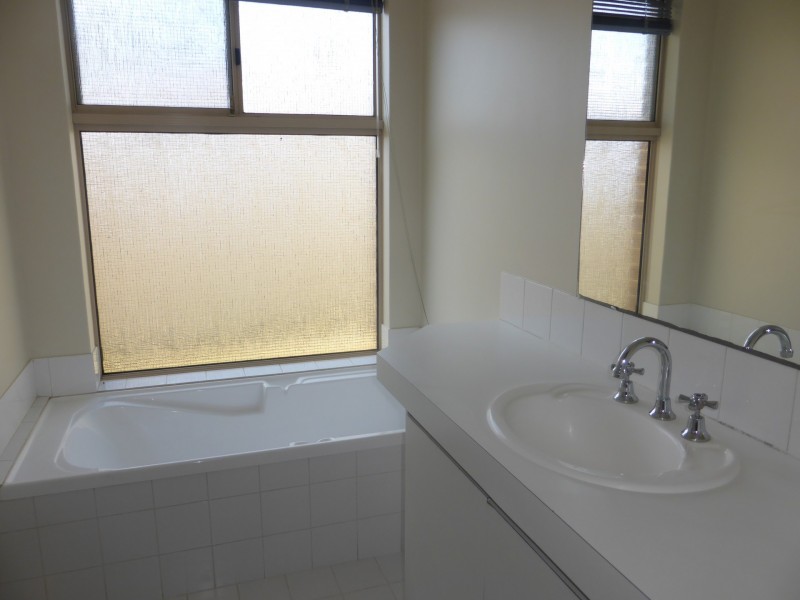 3 Brook Place, Gosnells WA 6110