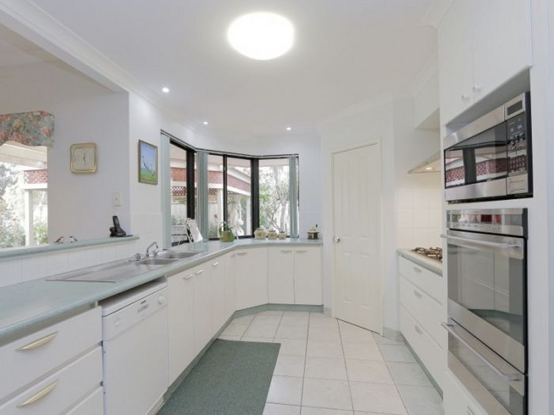 25 Sandringham Promenade, Canning Vale WA 6155