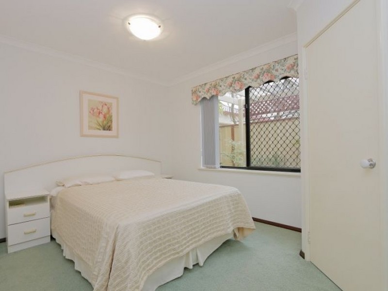 25 Sandringham Promenade, Canning Vale WA 6155