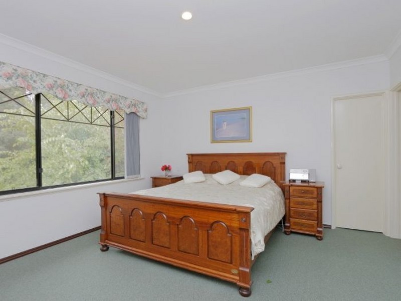 25 Sandringham Promenade, Canning Vale WA 6155