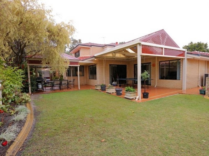 25 Sandringham Promenade, Canning Vale WA 6155