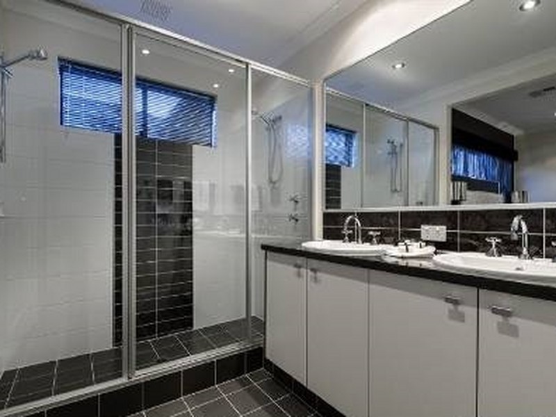 294 Southern River Road, Southern River WA 6110