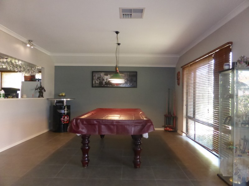 22 Birmingham Parade, Piara Waters WA 6112