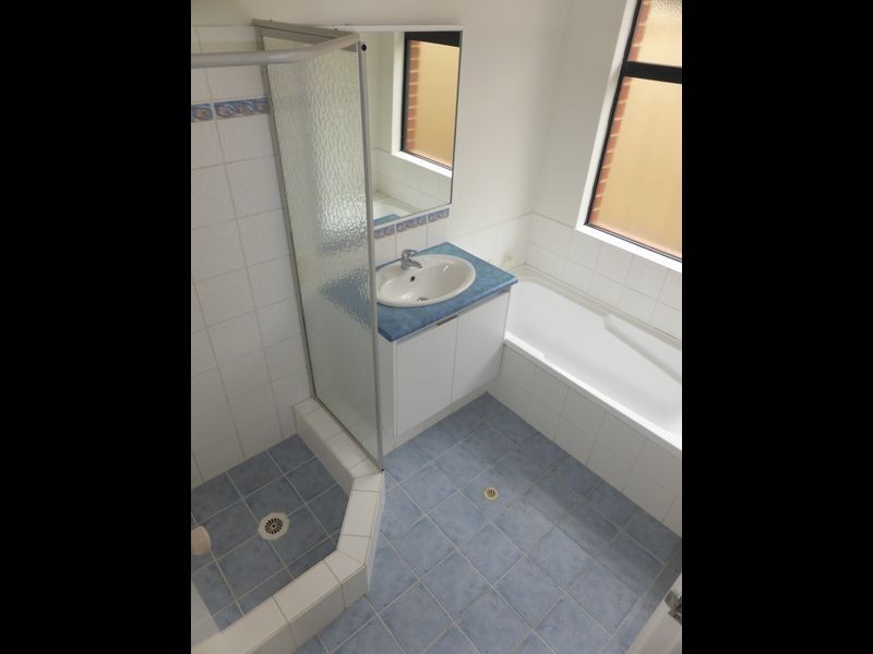 5 Seddon Way, Canning Vale WA 6155