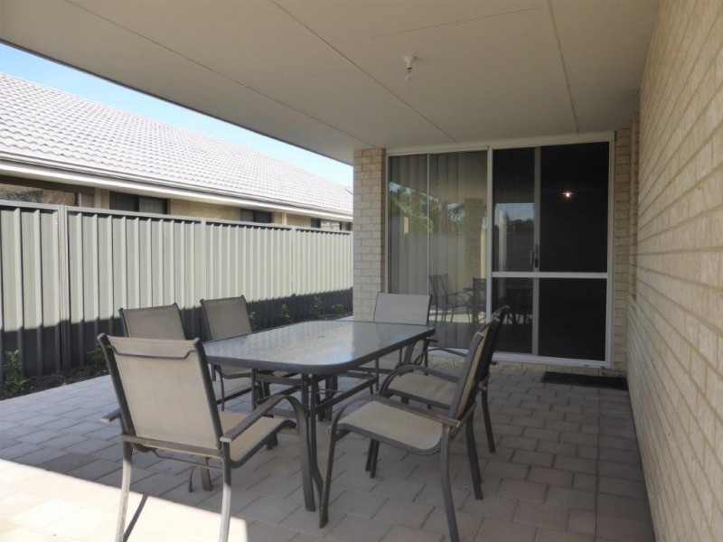 88 Barnevelder Bend, Southern River WA 6110