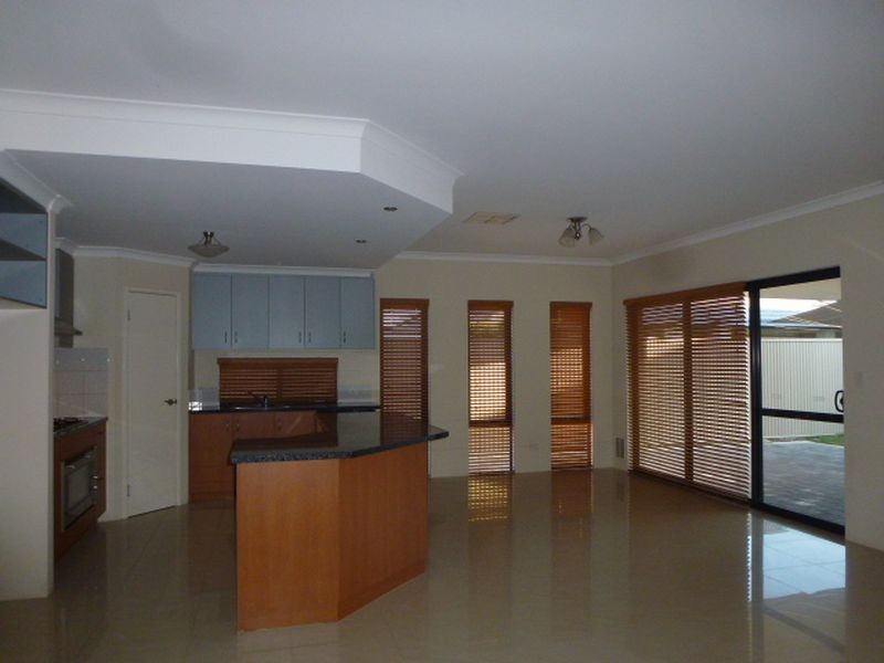 4 Shenstone Road, Southern River WA 6110