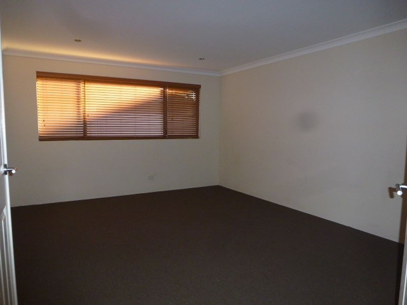 4 Shenstone Road, Southern River WA 6110