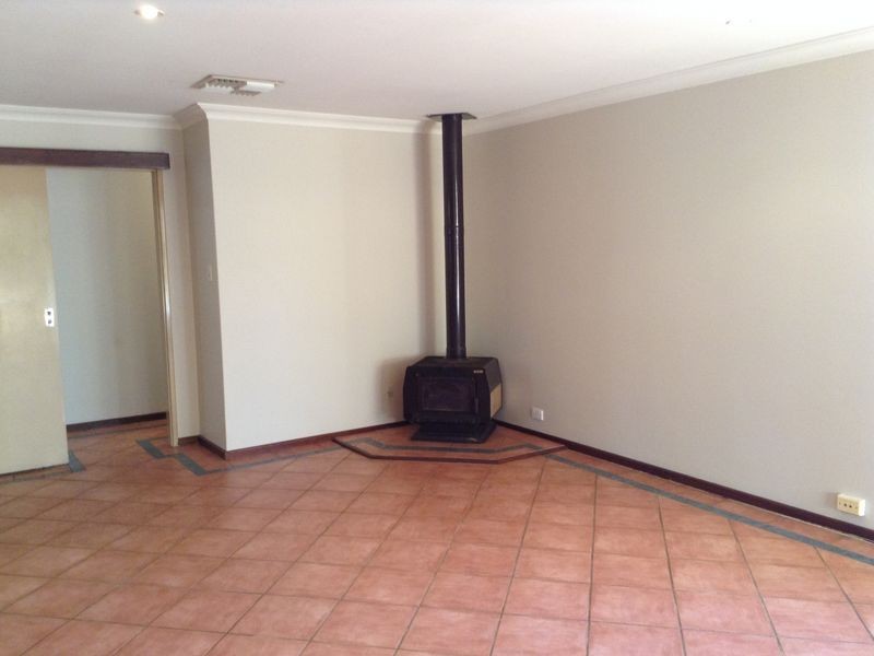 51 Ovens Road, Thornlie WA 6108