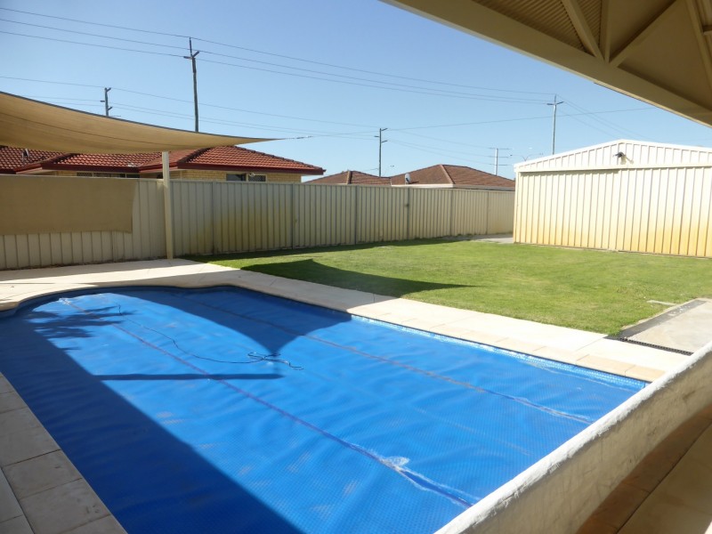 7 Brunswick Road, Thornlie WA 6108