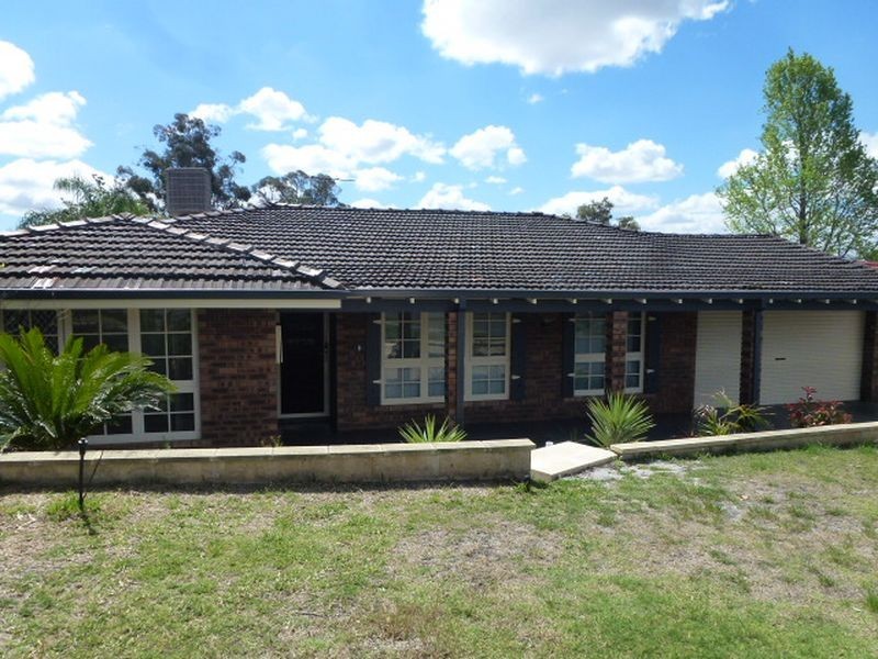 37 Sutherland Drive, Thornlie WA 6108