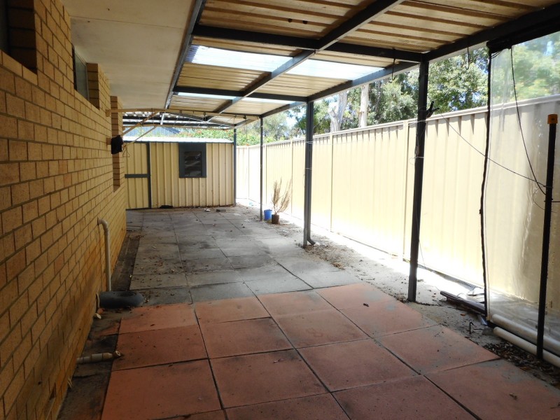 9 Patfield Street, Kelmscott WA 6111