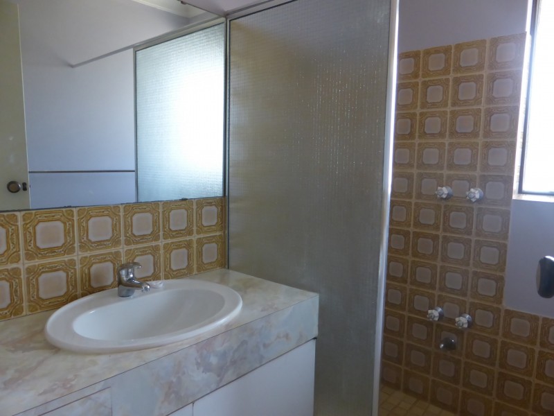 11 Bullfinch Street, Huntingdale WA 6110