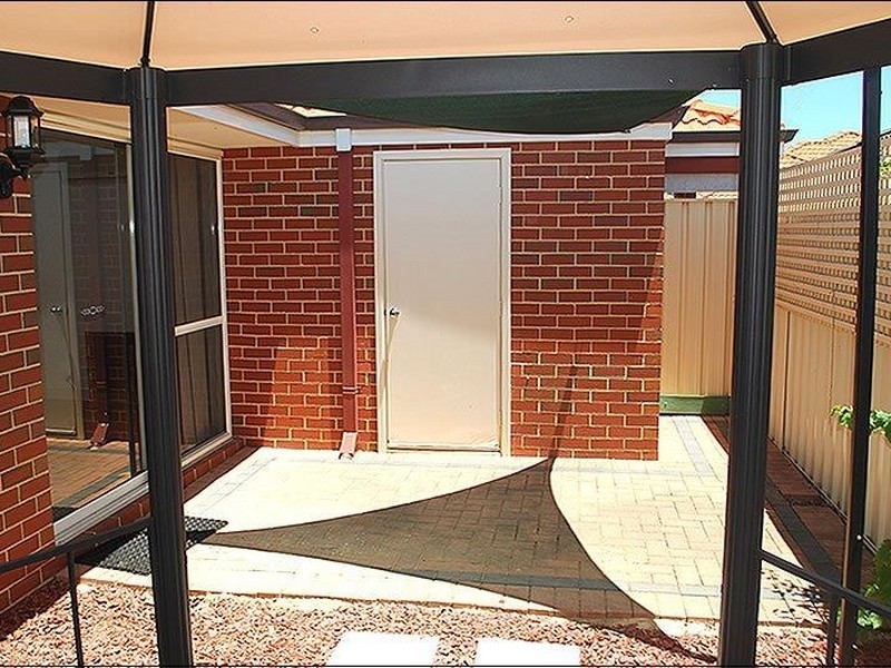 11/51 Third Avenue, Kelmscott WA 6111