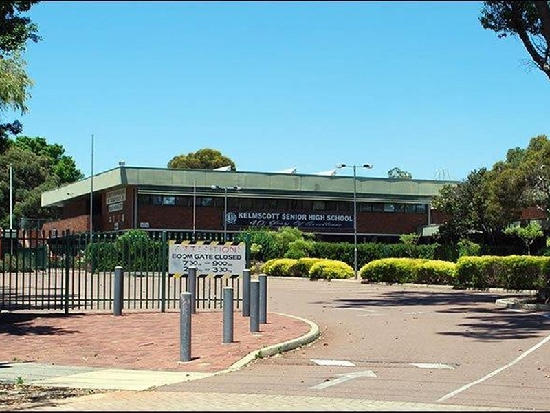 11/51 Third Avenue, Kelmscott WA 6111